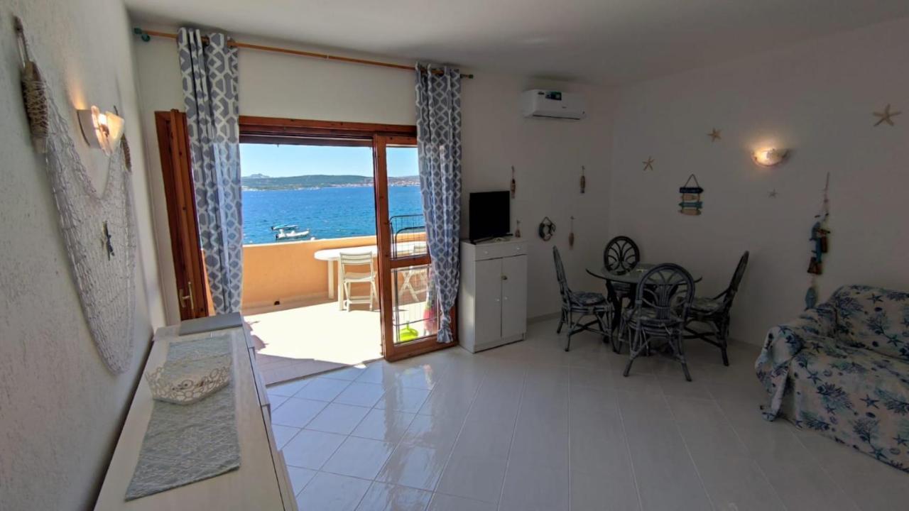 Appartamento Oltremare Vista Mare La Maddalena  Kültér fotó