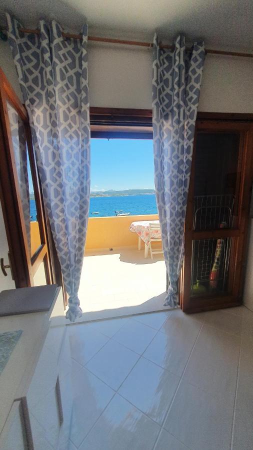 Appartamento Oltremare Vista Mare La Maddalena  Kültér fotó
