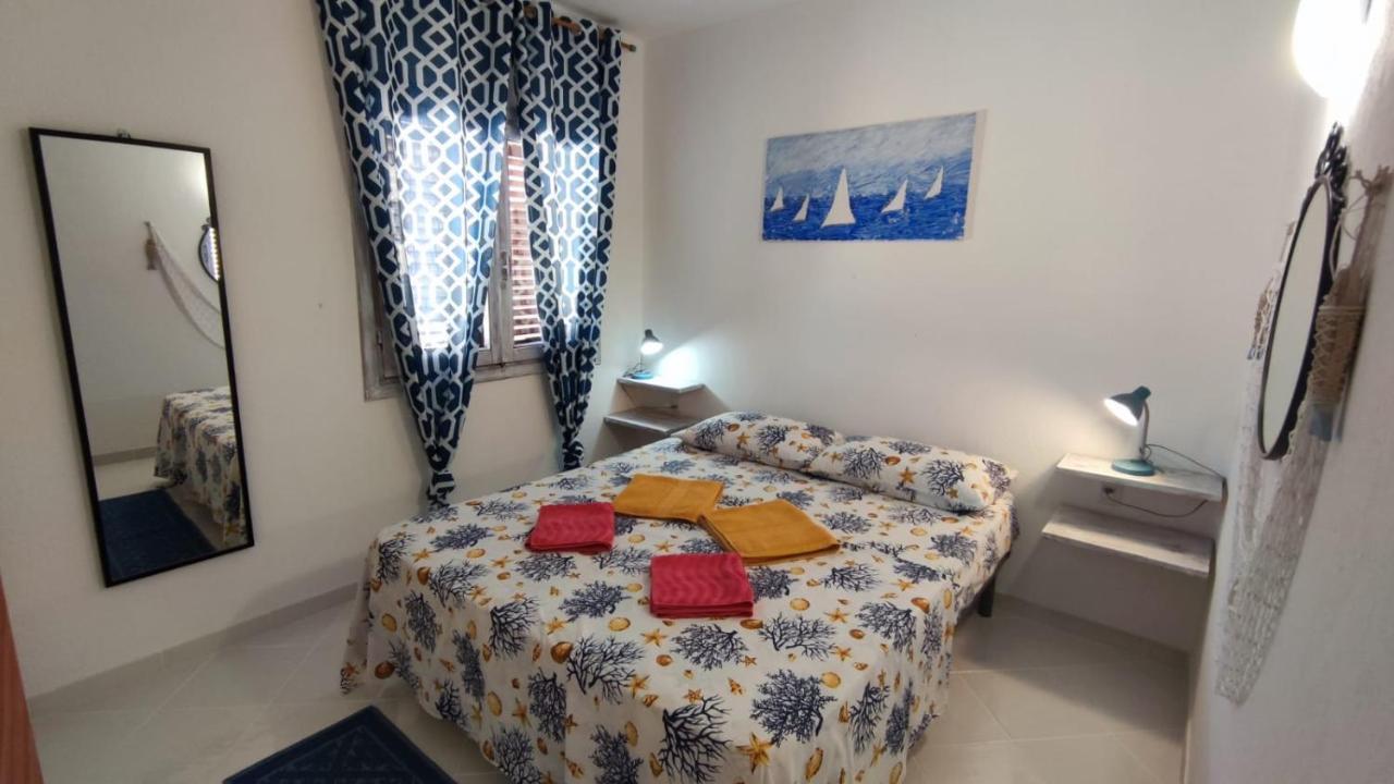 Appartamento Oltremare Vista Mare La Maddalena  Kültér fotó